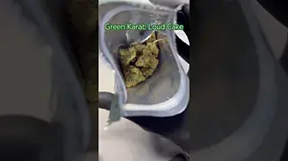 Green Karat: Loud Cake (Pack opening & Weigh)