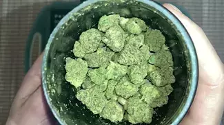 BIG NARSTIE PAPAYA BANTZ UNOPENED  UK MEDICAL CANNABIS PATIENT REVIEW 2025  8.5/10 FIRE 