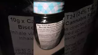UK MEDICAL FLOWER - CALI X BISCOTTI T24 - CURING IN MY GLASS JAR LOOKING TASTIER EVERYDAY