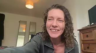 Very quick review of the Curaleaf T20 Lavender Cake #ukmedicalcannabis #anxiety
