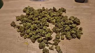 4C Labs Value SCK-S Smalls T22 Strawberry Cake Medical Cannabis Flower REVIEW!!!!!