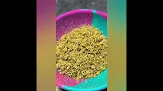 Strawberry Cough 25%THC by GRAYSCALES.,.. medical prescription cannabis.