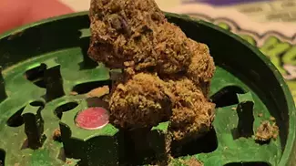 4C Labs Craft Organic PBS T30 Peanut Butter Souffle Medical Cannabis Flower