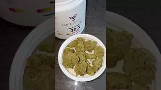 Peace Naturals Atomic Sour Grapefruit - smelling like sweet fruity licorice wine.