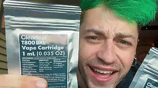 Doctors prescribing VAPES in UK?!