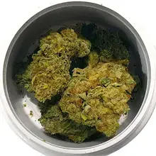 IPS SG T22 Strawberry Glue Medical Cannabis Flower