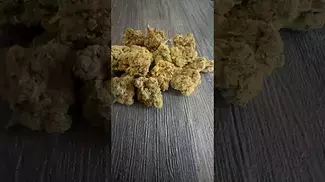 Sour og cheese review £6.50 a gram 25% thc good terps Recommended