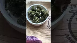 Uklegal review Aurora electric honeydew #staymedicated #Aurora #itsokaytotalk #ukmedicine #healing