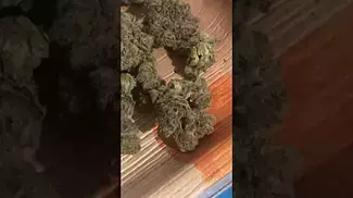 Uklegal #HerdadeDasBarrocas Banana Sherbet 25%thc1%cbd #shorts #medicated #ukmeds #mentalhealth