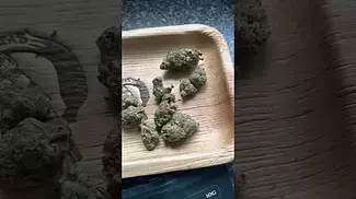 Legal medicine, permanent fruz-green karat 20%thc 1%cbd #mensmentalhealth #medicated #GreenKarat #uk